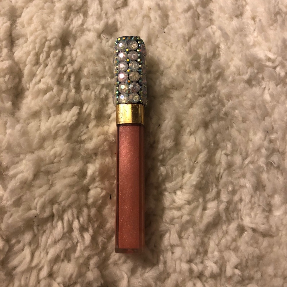 Bedazzled CHANEL lipgloss